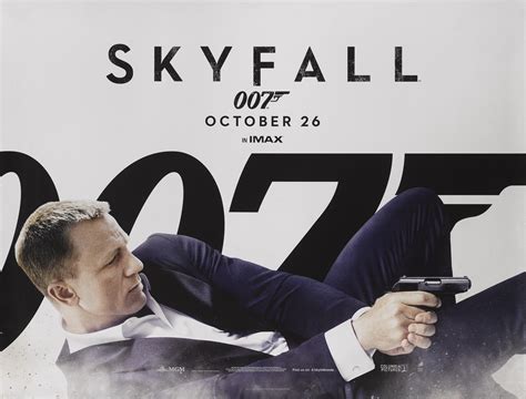 Skyfall, en spionfilm med höga insatser och ett komplext förflutet!